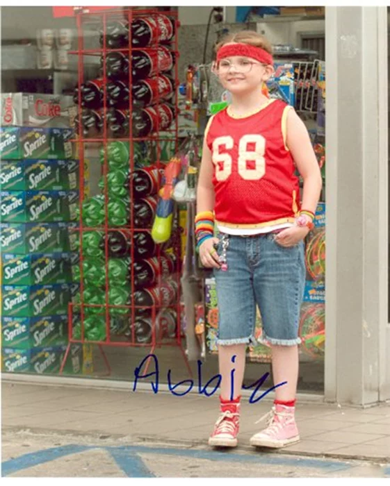 Abigail Breslin autograph