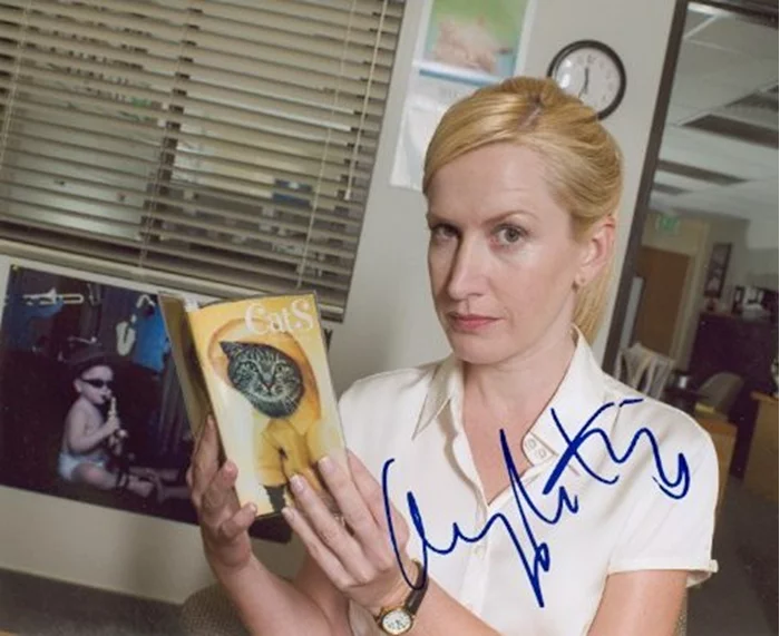 Angela Kinsey autograph