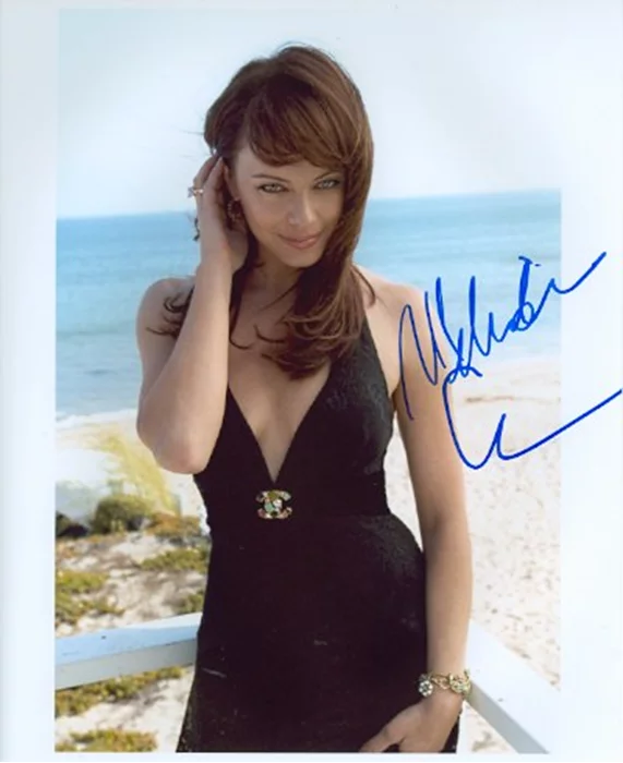 Melinda Clarke autograph