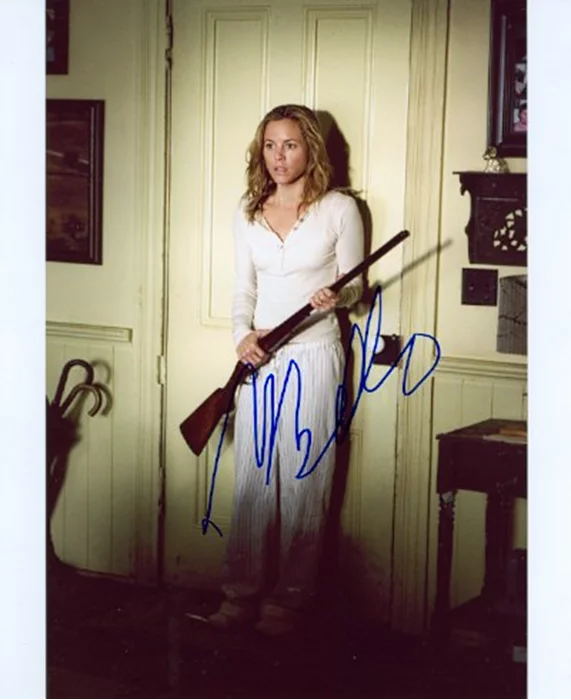 Maria Bello autograph
