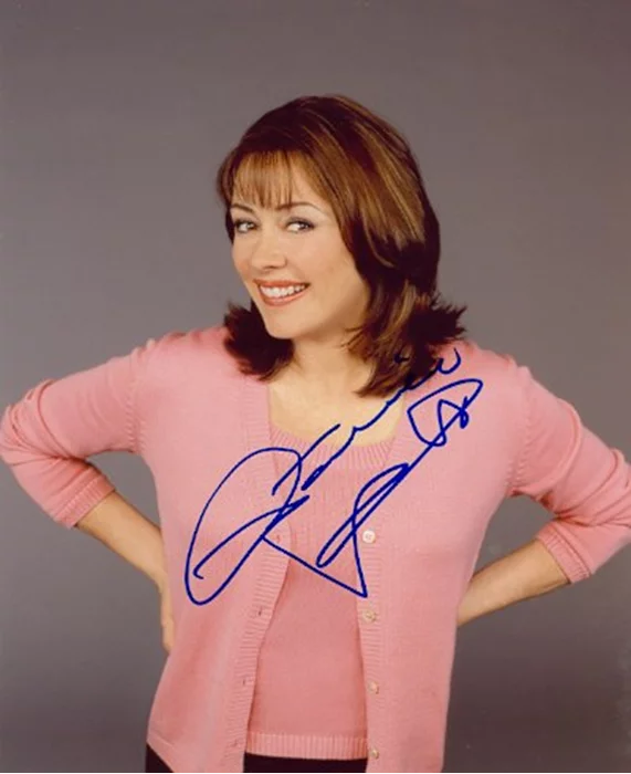 Patricia Heaton autograph
