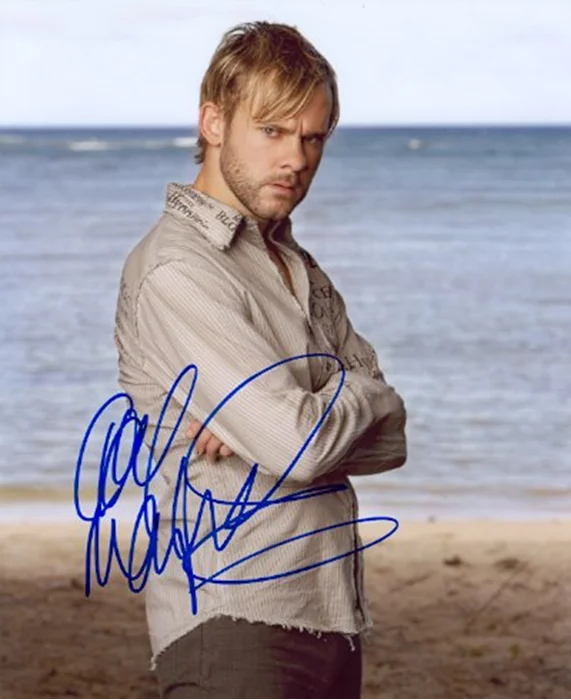 Dominic Monaghan autograph
