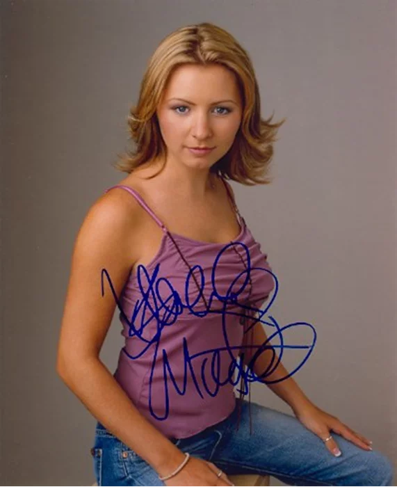 Beverley Mitchell autograph