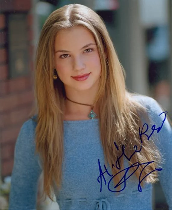 Emily Van Camp autograph