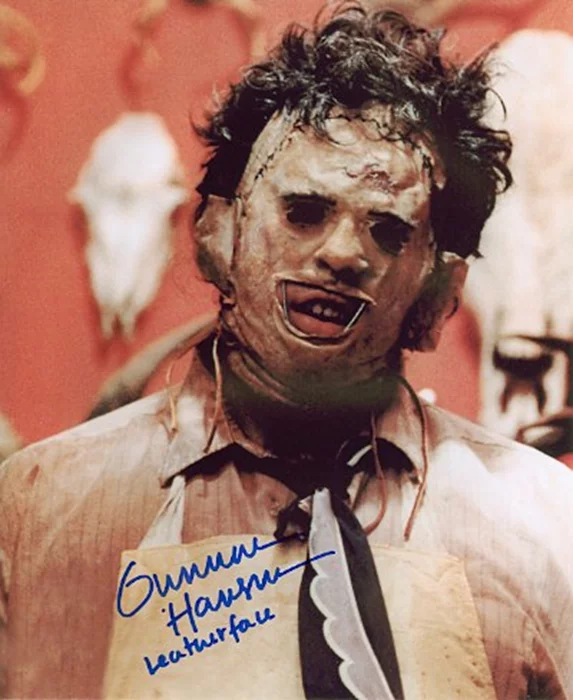 Gunnar Hansen autograph