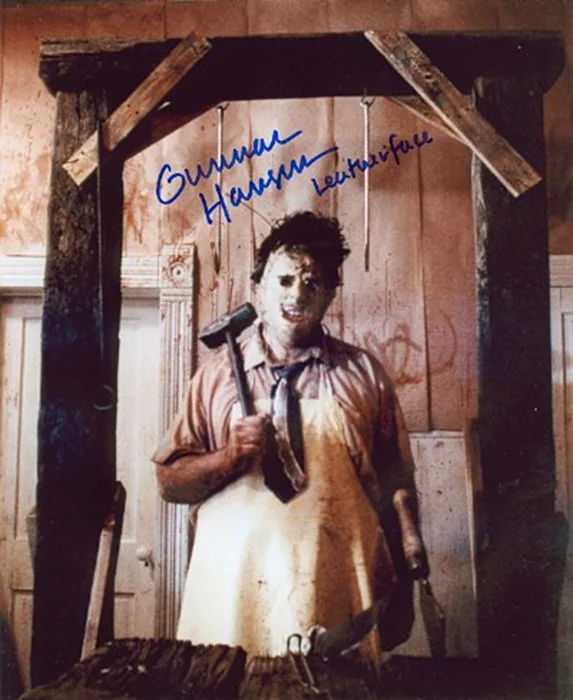 Gunnar Hansen autograph