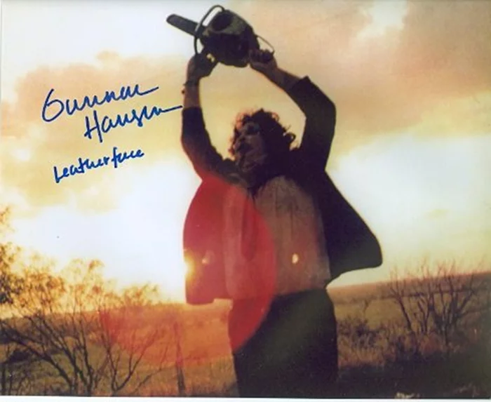 Gunnar Hansen autograph