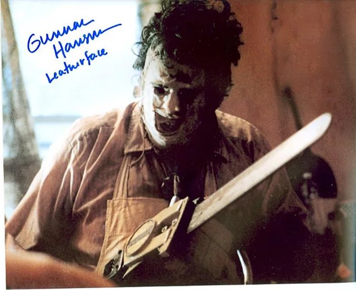 Gunnar Hansen autograph