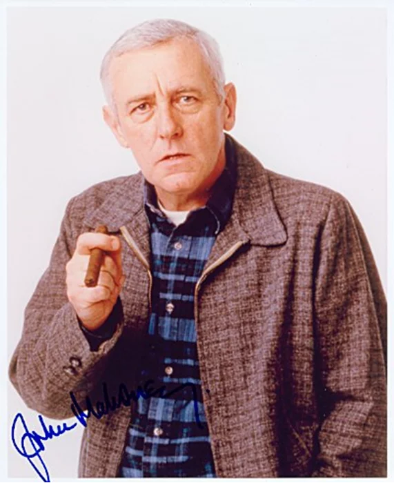 John Mahoney autograph