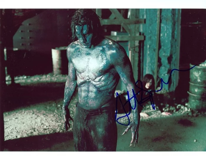Scott Speedman autograph