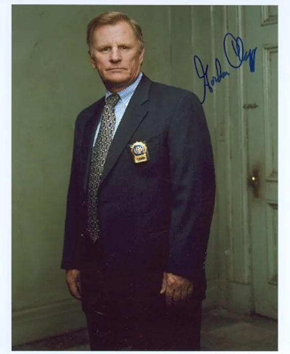 Gordon Clapp autograph