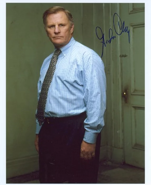 Gordon Clapp autograph