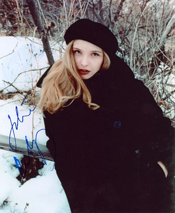 Julie Delpy autograph