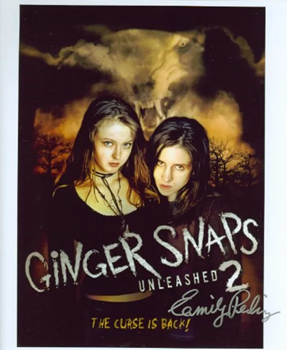 Emily Perkins autograph