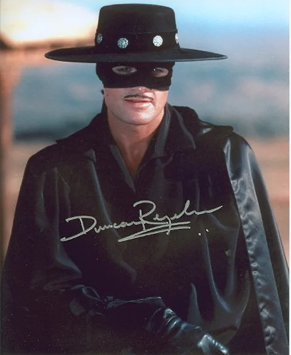 Duncan Regehr autograph