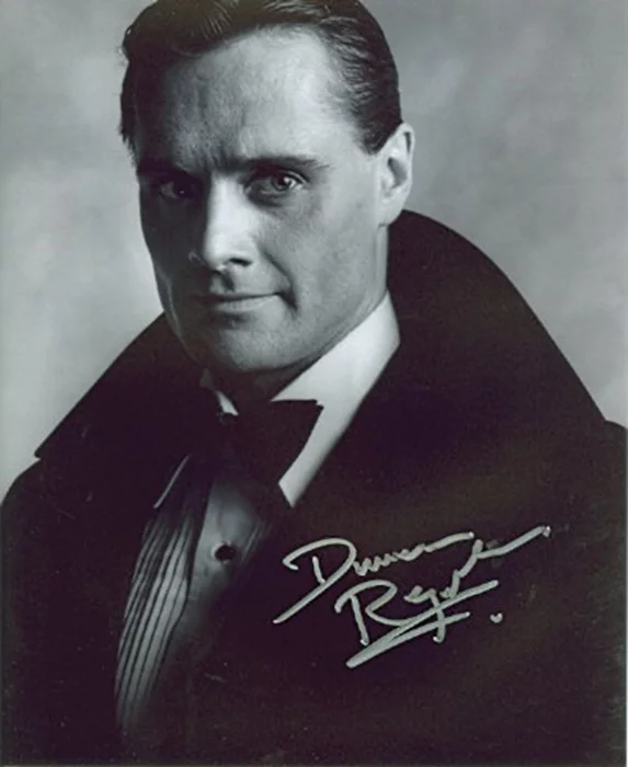 Duncan Regehr autograph