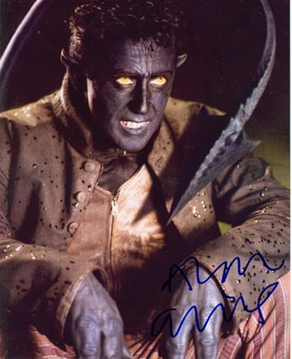 Alan Cumming autograph