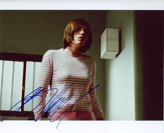 Clea DuVall autograph
