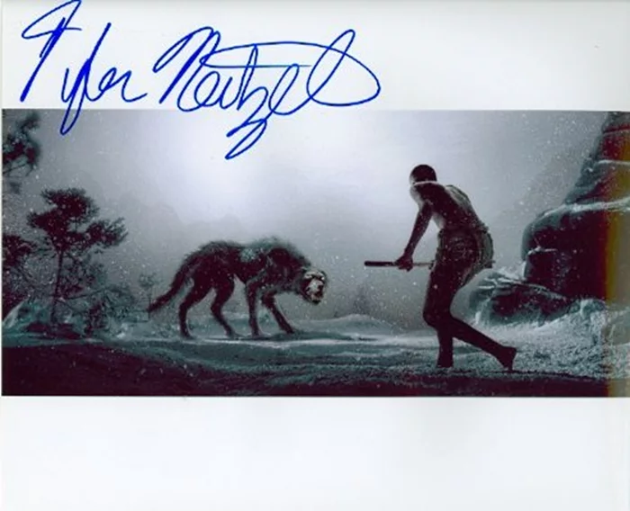 Tyler Neitzel autograph