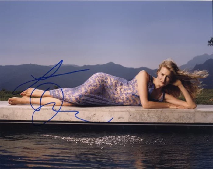 Laura Dern autograph