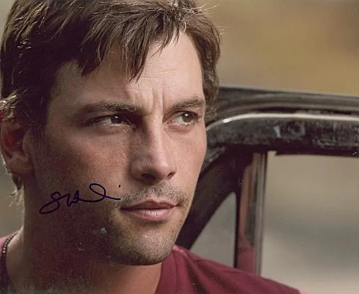 Skeet Ulrich autograph