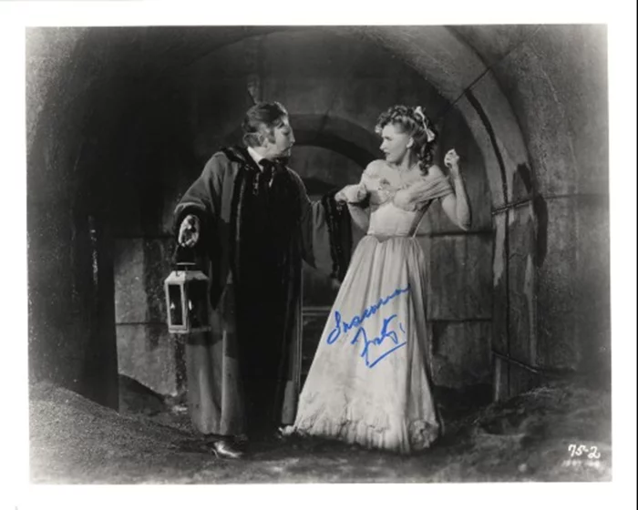 Susanna Foster autograph