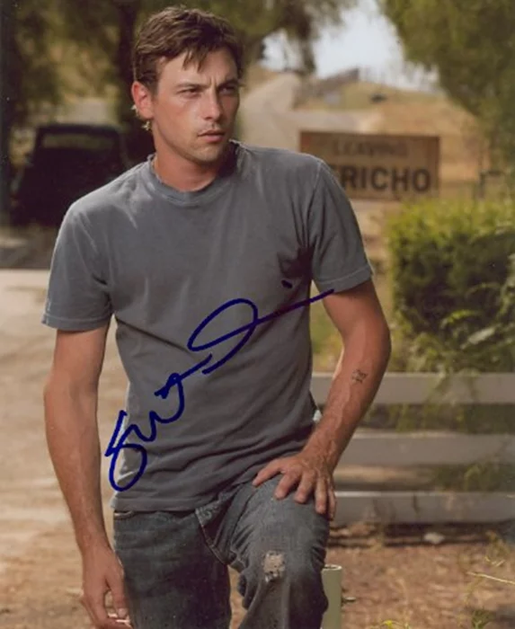 Skeet Ulrich autograph