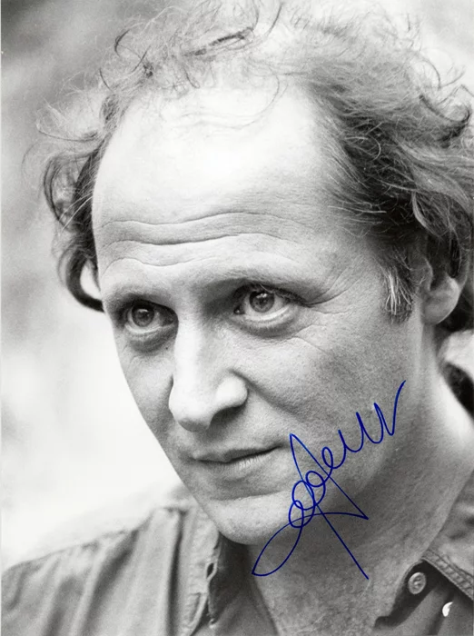 Robert Dornhelm autograph