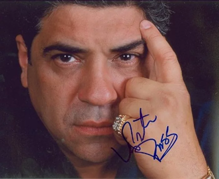 Vincent Pastore autograph