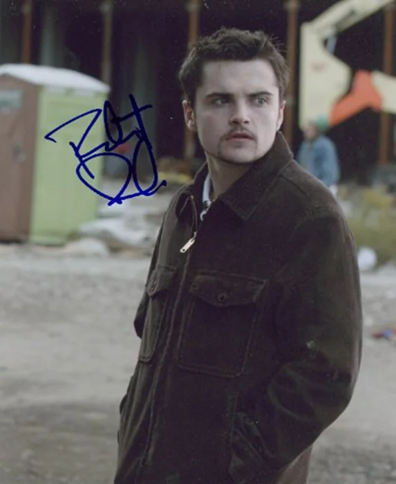 Robert Iler autograph