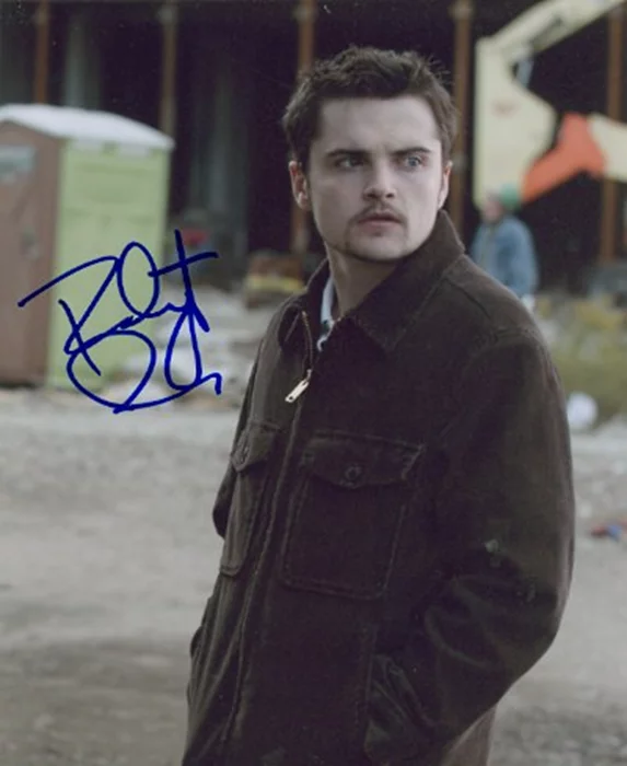 Robert Iler autograph