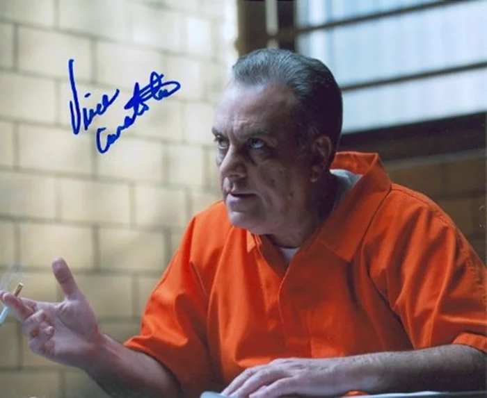 Vince Curatola autograph
