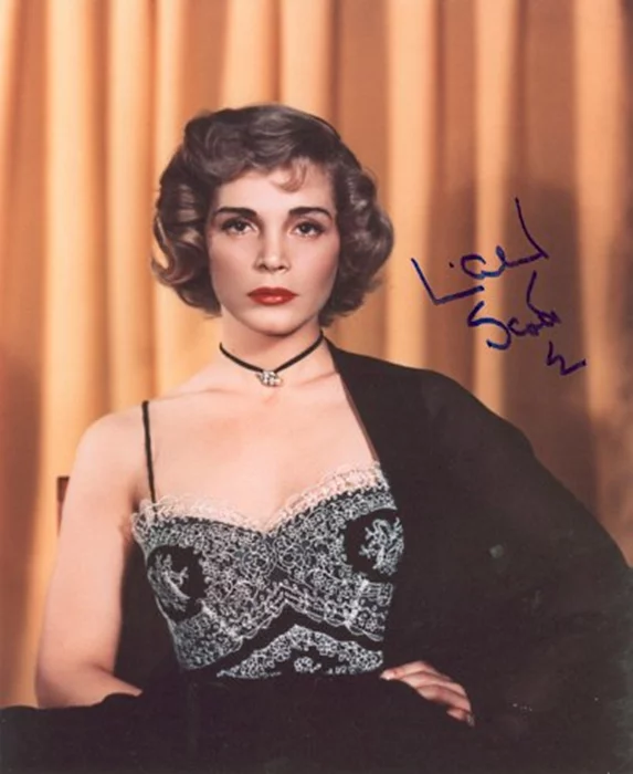 Lizabeth Scott autograph
