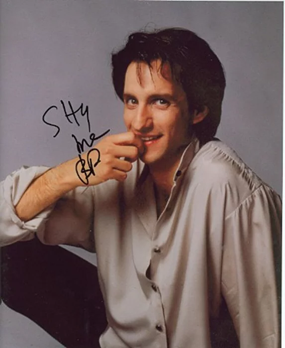 Bronson Pinchot autograph