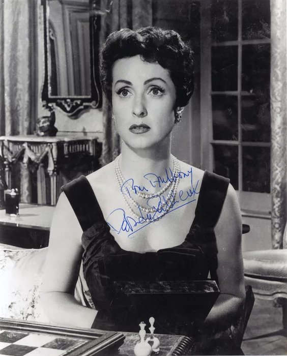 Danielle Darrieux autograph