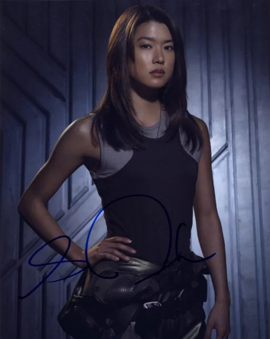 Grace Park autograph