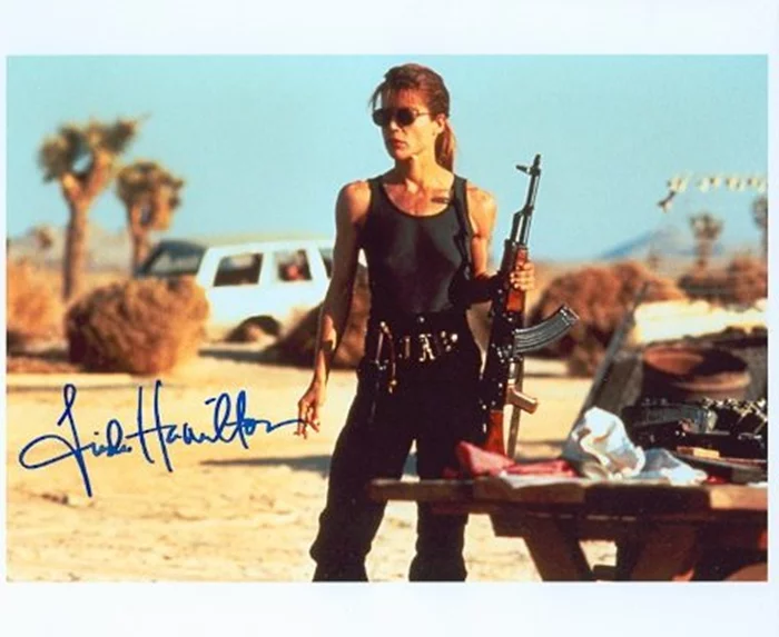 Linda Hamilton autograph