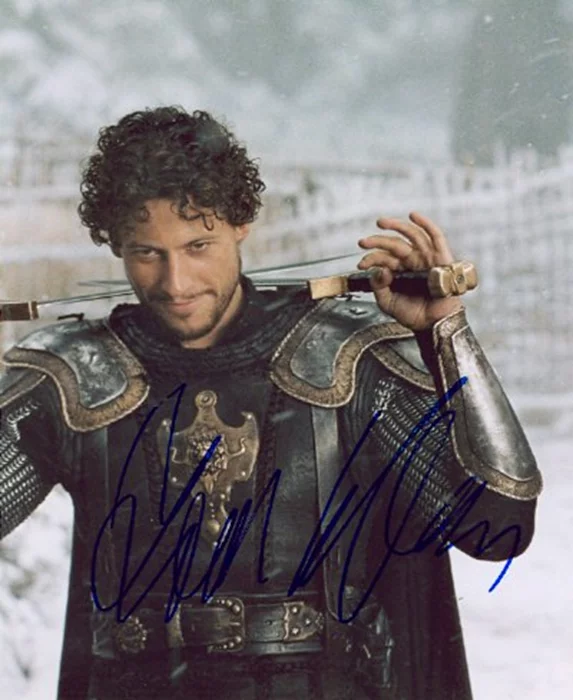 Ioan Gruffudd autograph