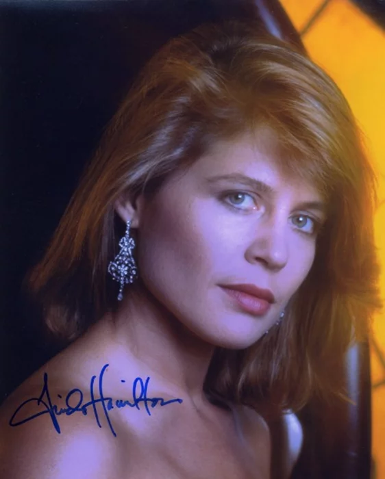 Linda Hamilton autograph