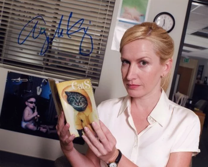 Angela Kinsey autograph