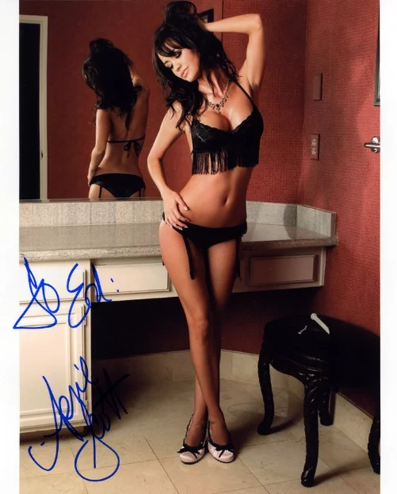April Scott autograph