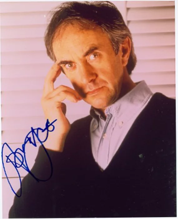 Jonathan Pryce autograph