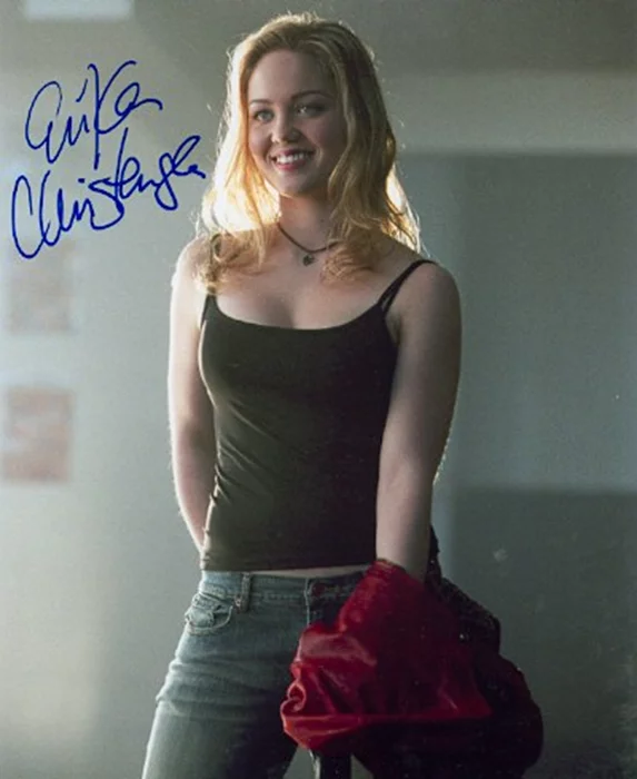 Erika Christensen autograph