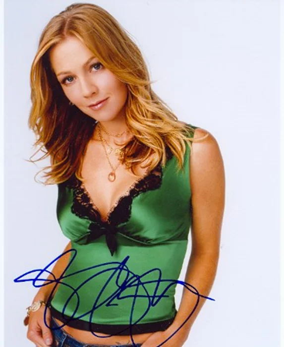 Jennie Garth autograph
