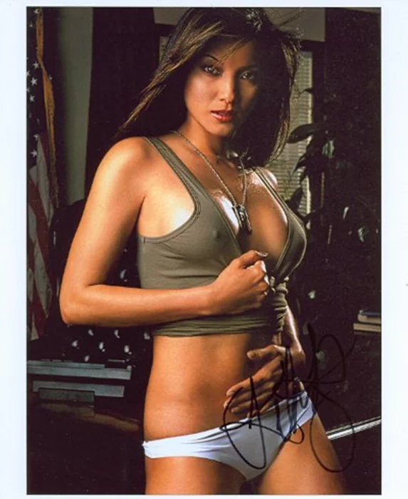 Kelly Hu autograph