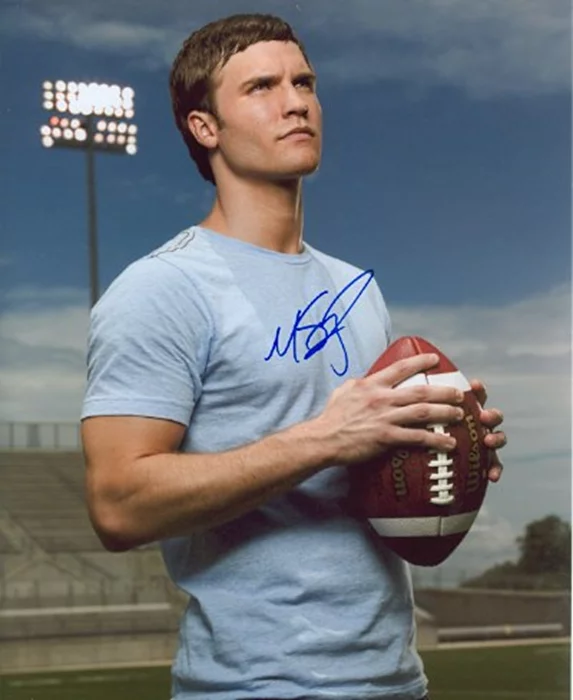 Scott Porter autograph
