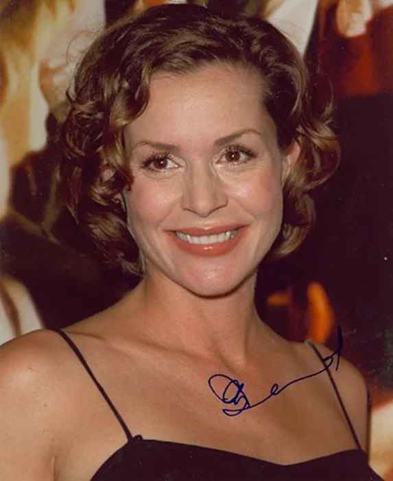 Embeth Davidtz autograph