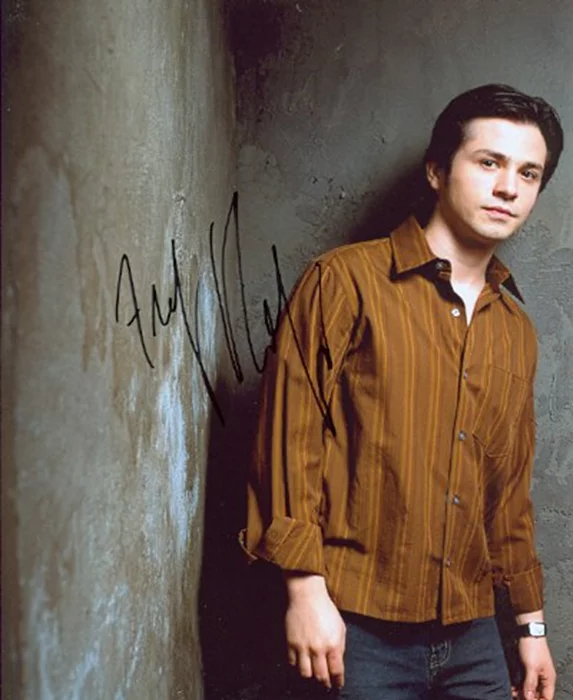 Freddy Rodriguez autograph