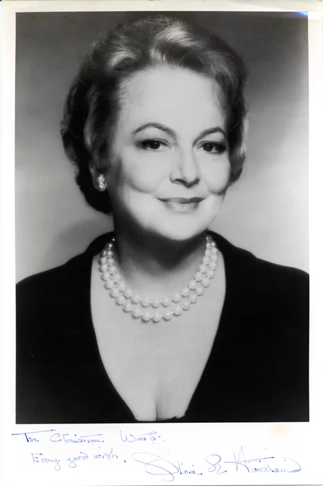 Olivia DeHavilland autograph