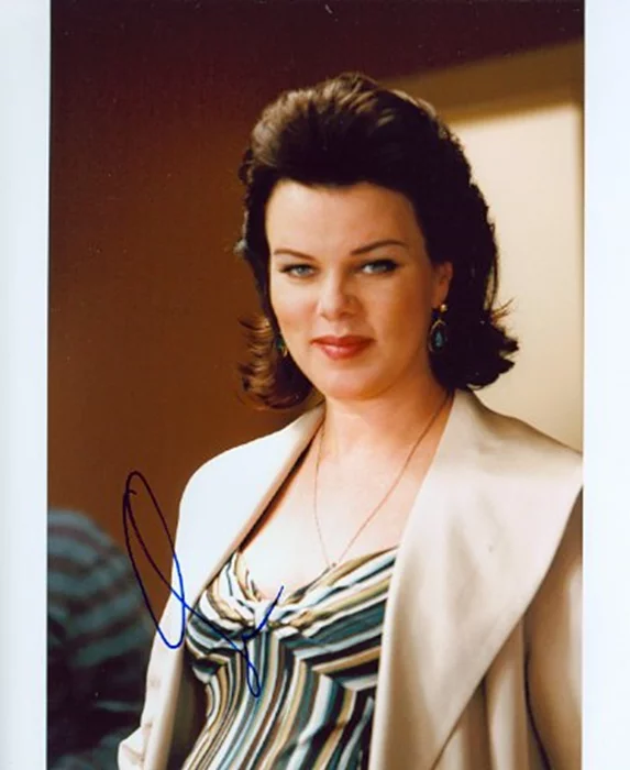 Debi Mazar autograph